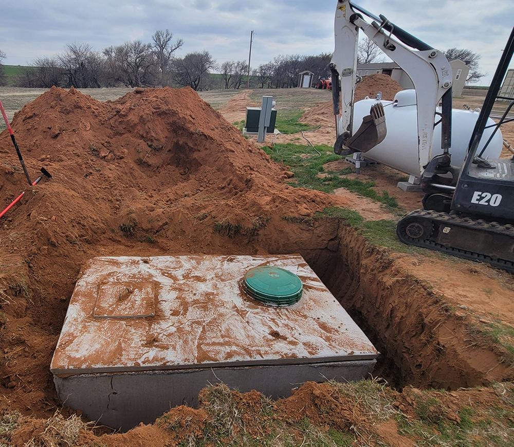septic-tank-installation-01-scaled
