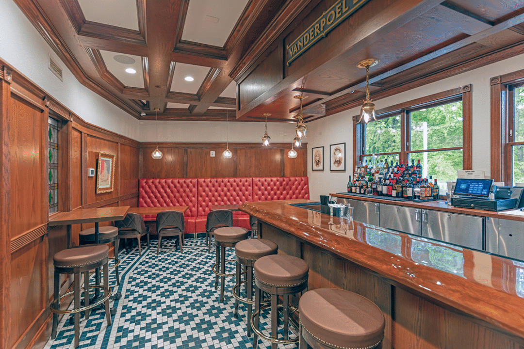 Dawn Manor & Treehouse Villas