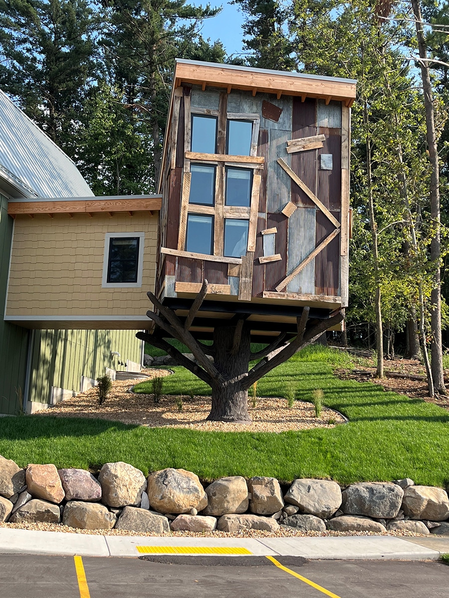 Wilderness Treehouse Cabins